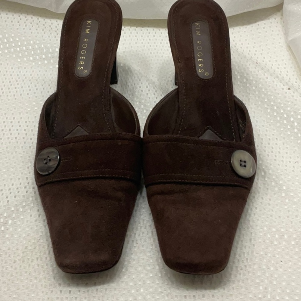 Kim Roger’s Brown Suede Mules Size 8 (5)